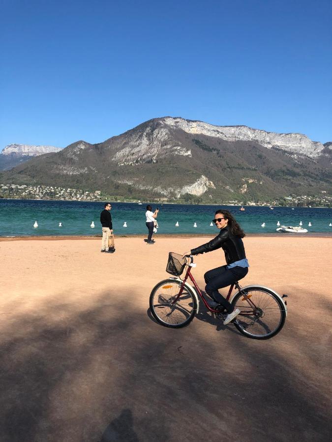 Lac Arte Postale Annecy Exteriör bild